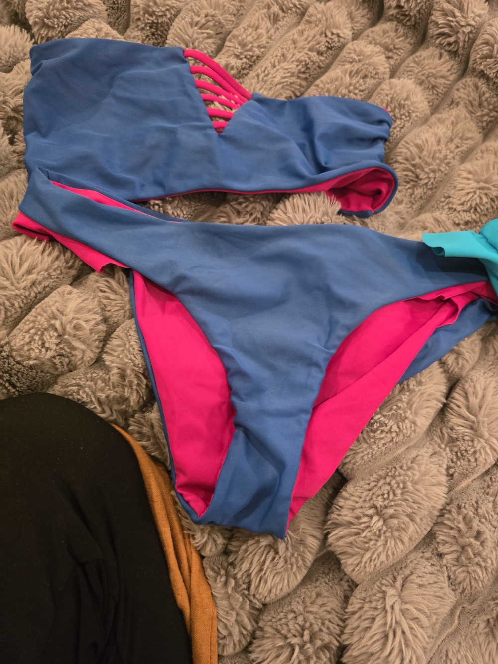 2 Bikini's Both Reversible. - Picture 4 of 6
